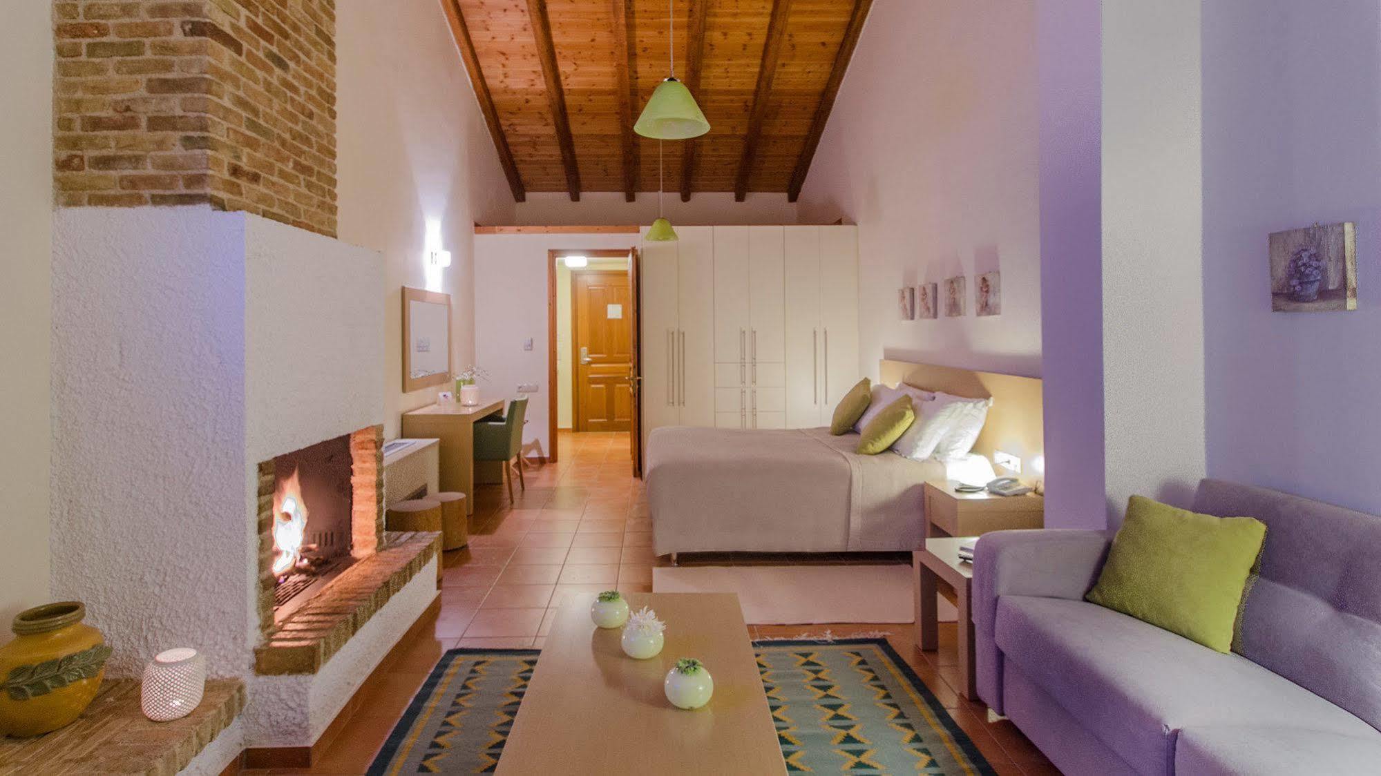 Kaminos Resort Límni 外观 照片